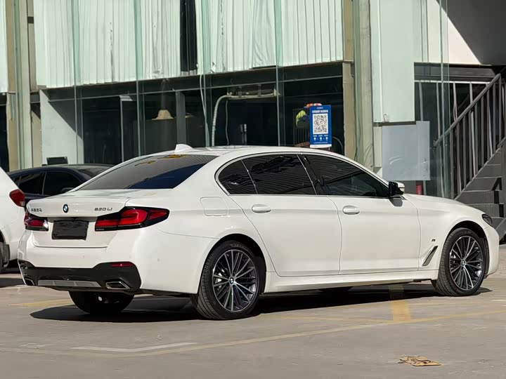 Фото 4 - BMW 5 Series