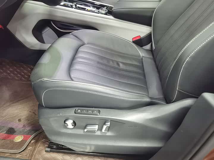 Фото 16 - Volkswagen Teramont Pro