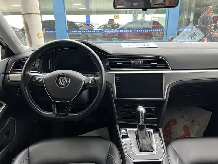 Фото 4 - Volkswagen Lamando L