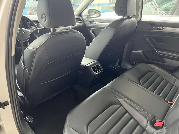 Фото 6 - Volkswagen Lamando L