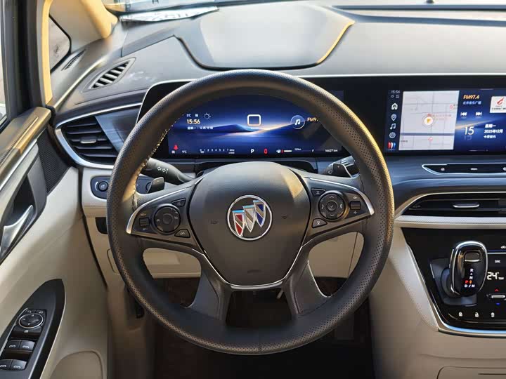 Фото 13 - Buick GL8 ES