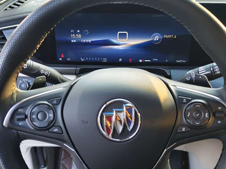 Фото 23 - Buick GL8 ES