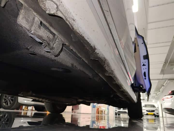 Фото 22 - Buick GL8 ES