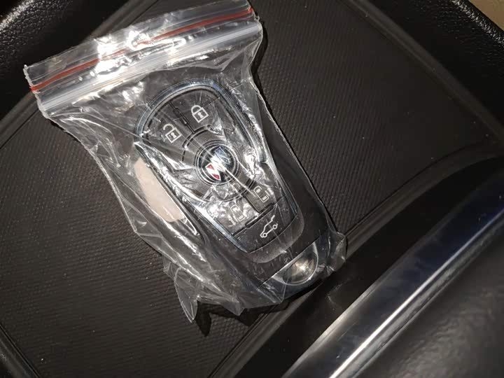 Фото 9 - Buick GL8 ES