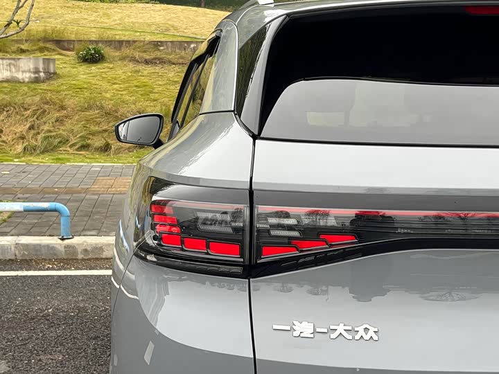 Фото 36 - Volkswagen ID.4 Crozz