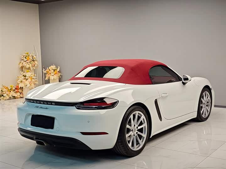 Фото 10 - Porsche 718