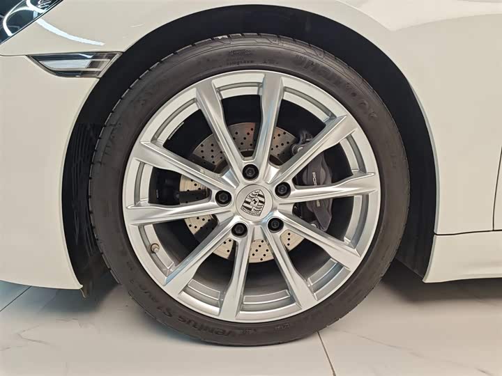 Фото 32 - Porsche 718