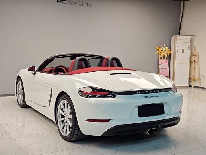 Фото 6 - Porsche 718