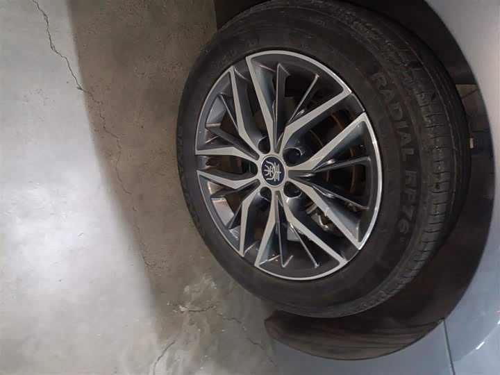 Фото 16 - BYD Qin Plus