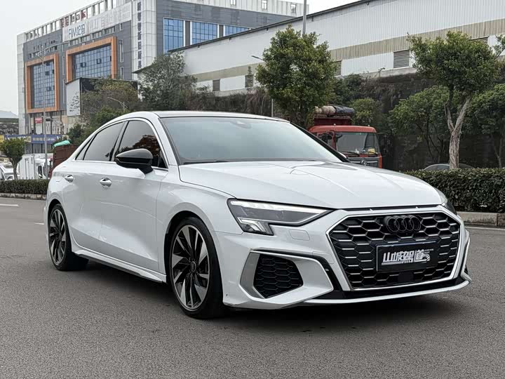 Фото 3 - Audi A3