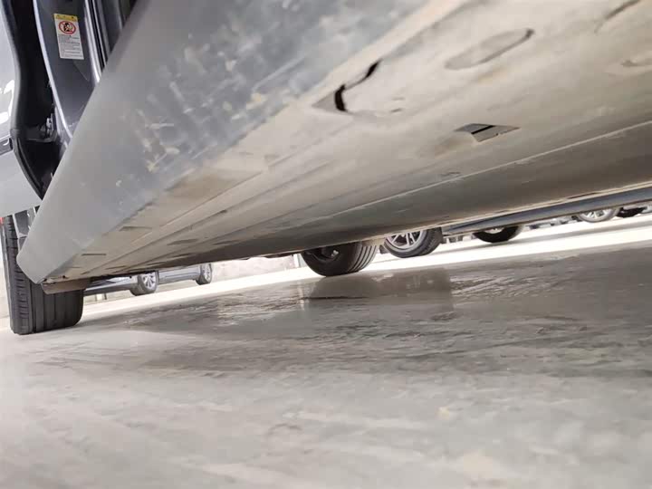 Фото 16 - BYD Qin L