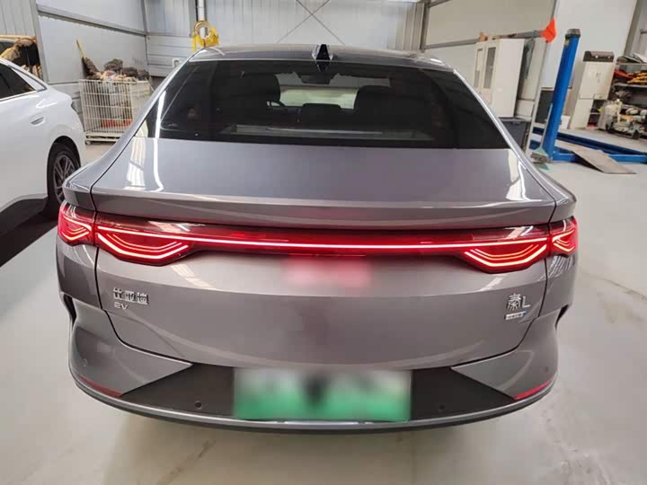 Фото 22 - BYD Qin L