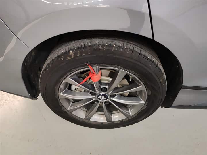 Фото 26 - BYD Qin L