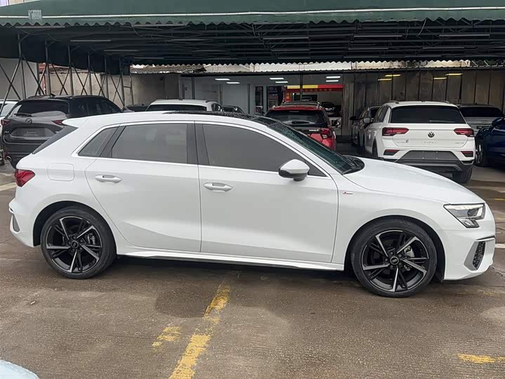 Фото 10 - Audi A3