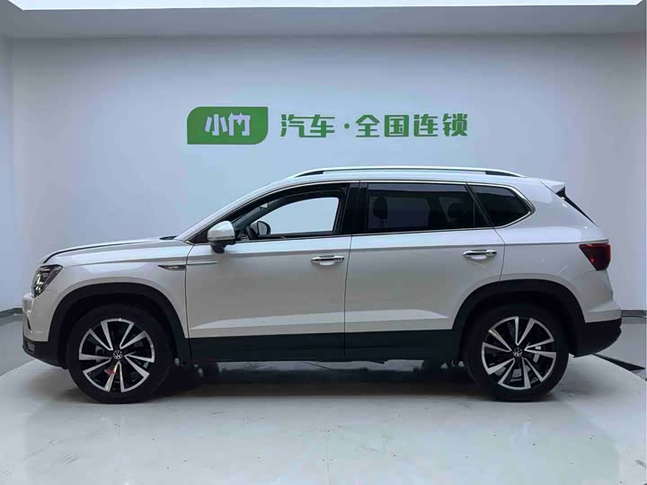 Фото 7 - Volkswagen Tharu