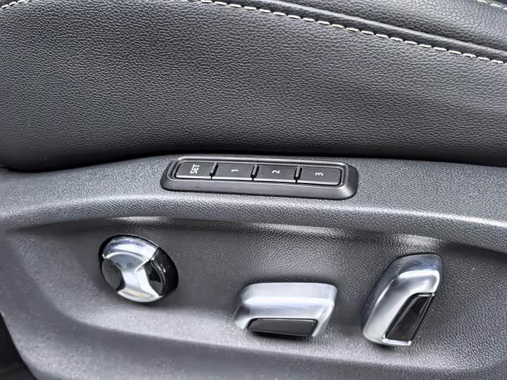 Фото 6 - Volkswagen Teramont Pro