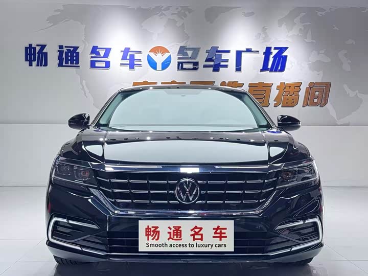 Фото 2 - Volkswagen Passat