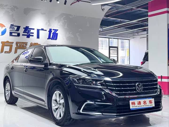 Фото 3 - Volkswagen Passat