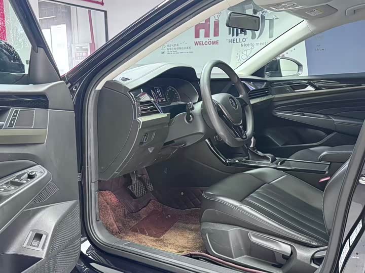 Фото 4 - Volkswagen Passat