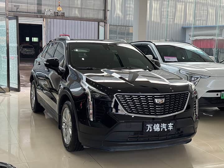 Фото 3 - Cadillac XT4