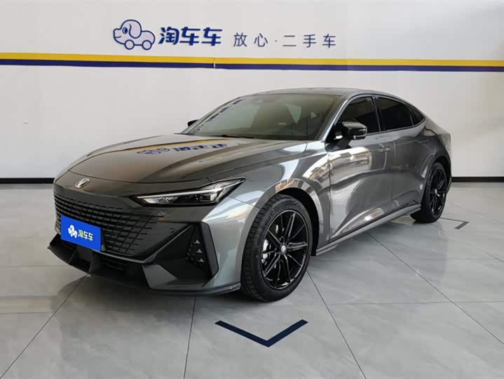 Фото 1 - Changan UNI-V