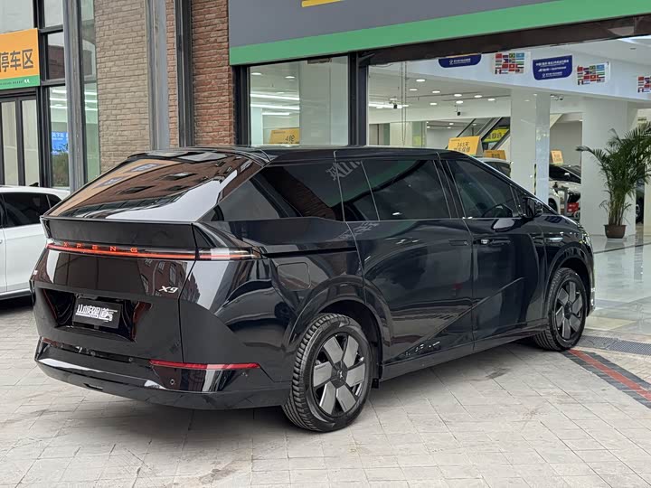 Фото 7 - XPeng X9