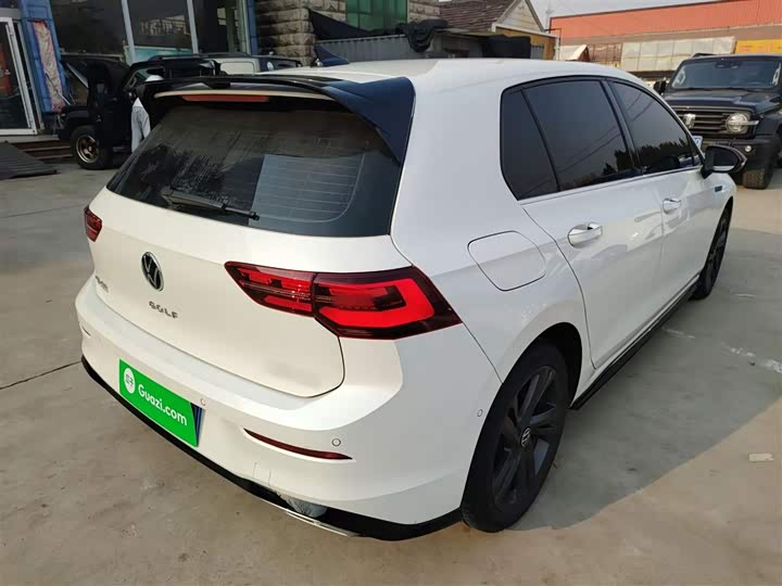 Фото 7 - Volkswagen Golf