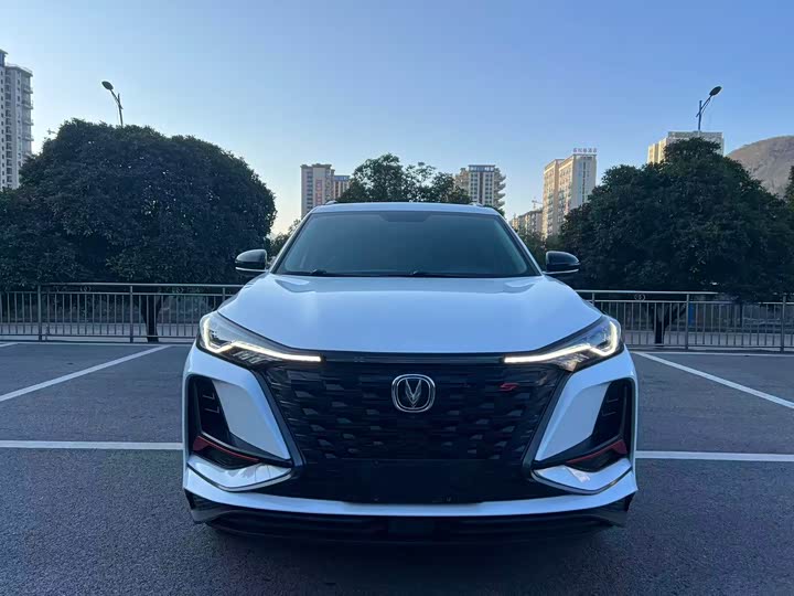 Фото 2 - Changan CS75 Plus