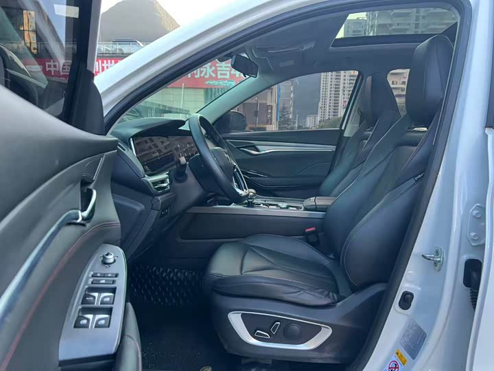 Фото 7 - Changan CS75 Plus