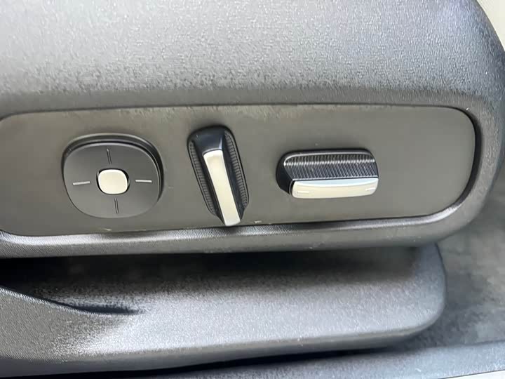 Фото 22 - Nio ES6