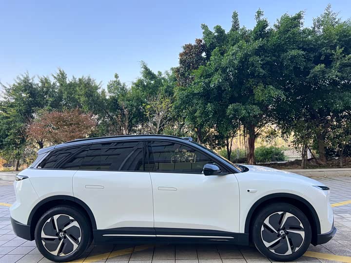 Фото 5 - Nio ES6