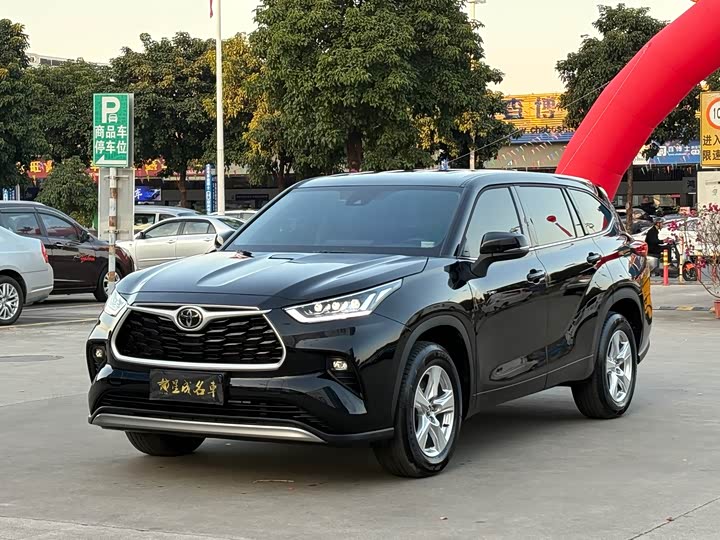 Фото 1 - Toyota Highlander