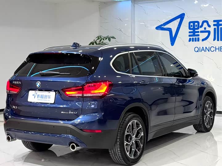 Фото 9 - BMW X1