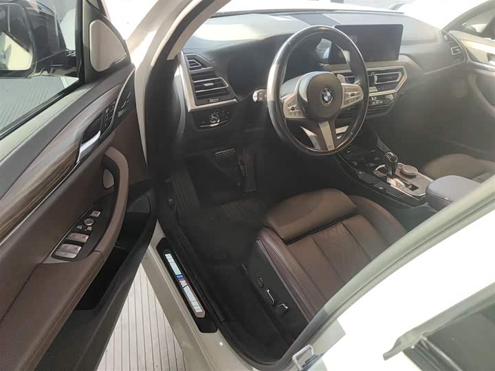 Фото 16 - BMW X3