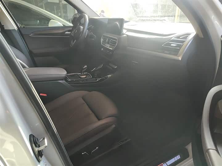 Фото 25 - BMW X3