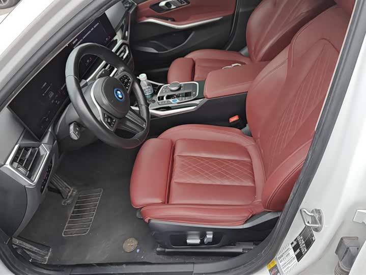 Фото 9 - BMW i3