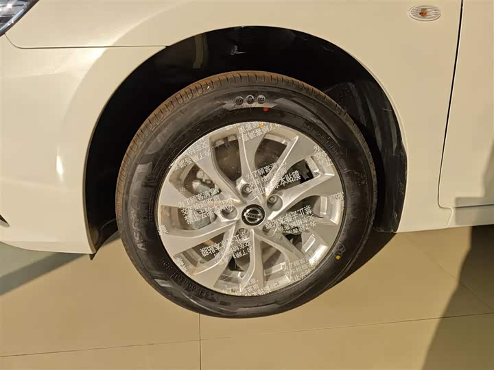 Фото 23 - Nissan Sylphy