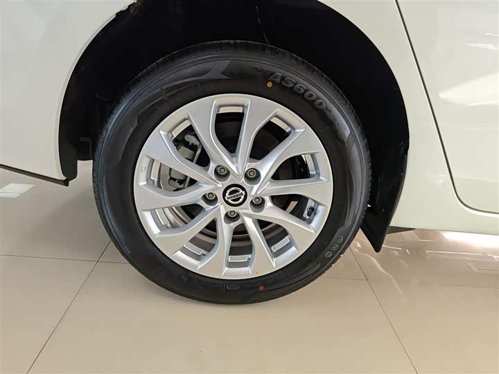 Фото 26 - Nissan Sylphy