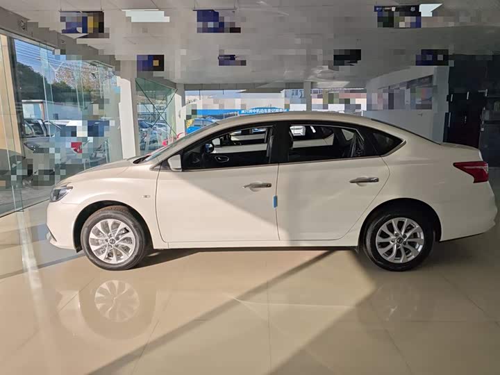Фото 5 - Nissan Sylphy