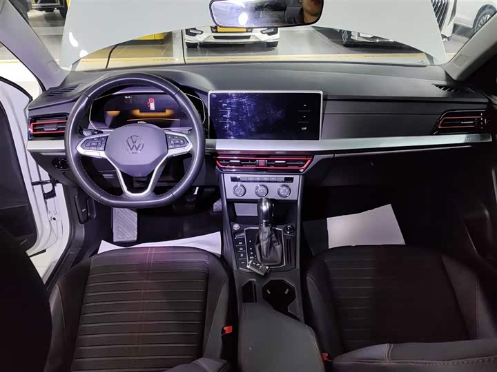 Фото 10 - Volkswagen Lavida