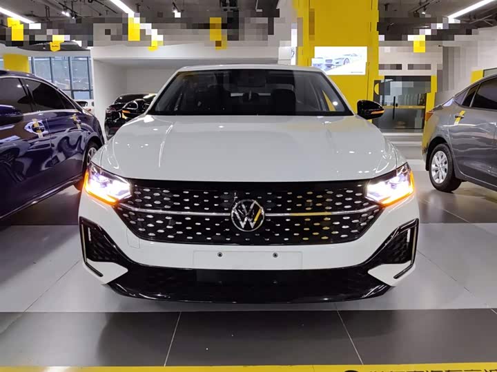 Фото 3 - Volkswagen Lavida