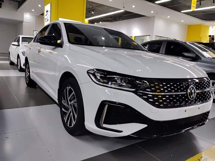 Фото 4 - Volkswagen Lavida