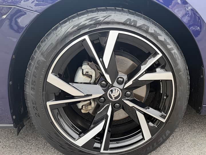 Фото 20 - Skoda Octavia Pro