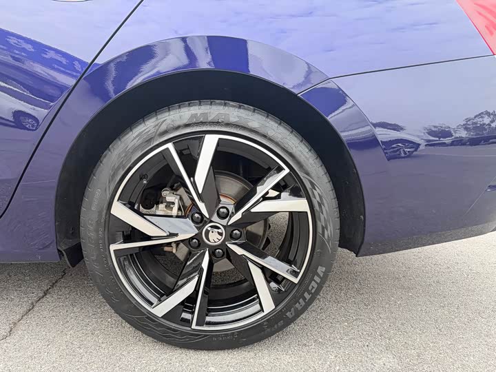 Фото 21 - Skoda Octavia Pro