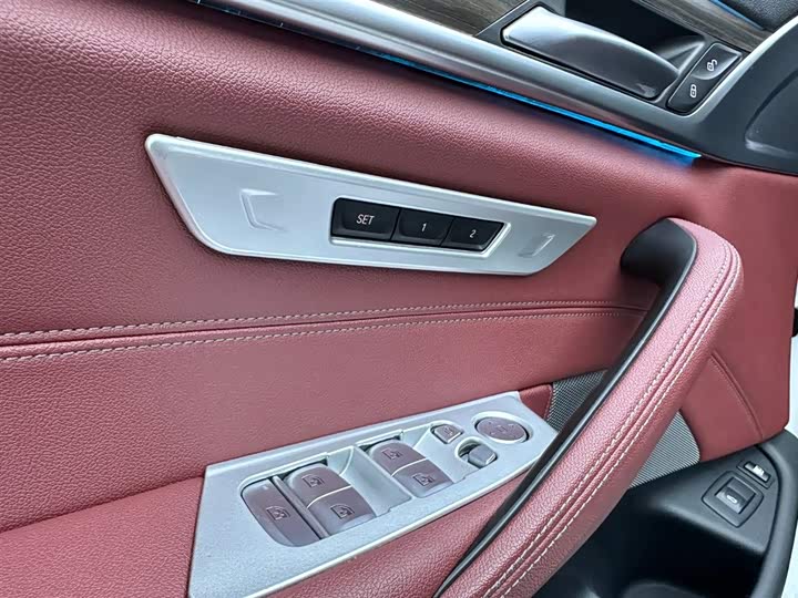 Фото 9 - BMW 5 Series Hybrid