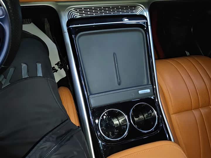 Фото 14 - XPeng G9