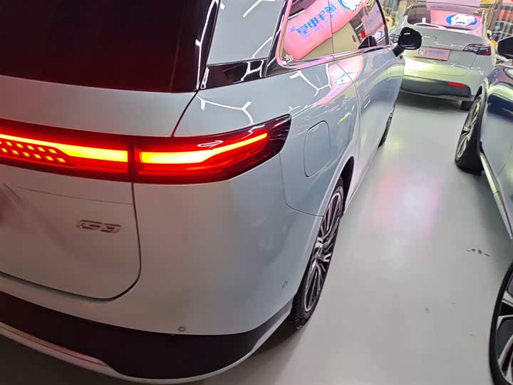 Фото 8 - XPeng G9