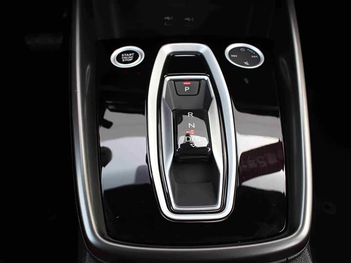 Фото 10 - Audi A3