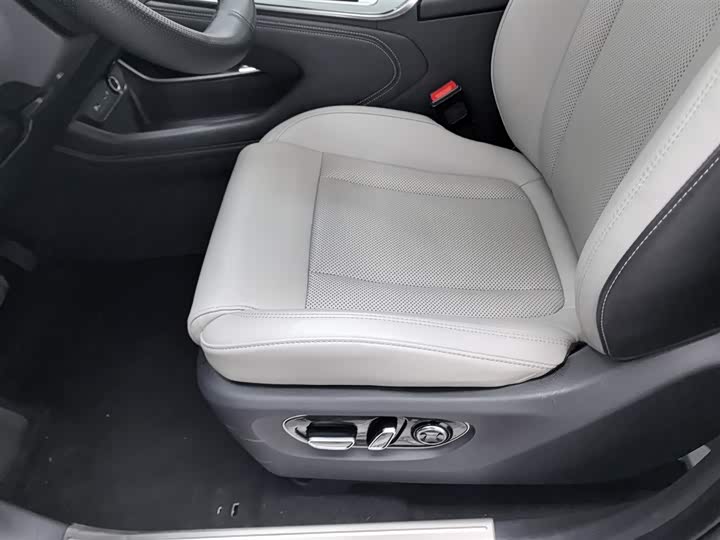 Фото 20 - GAC Aion V