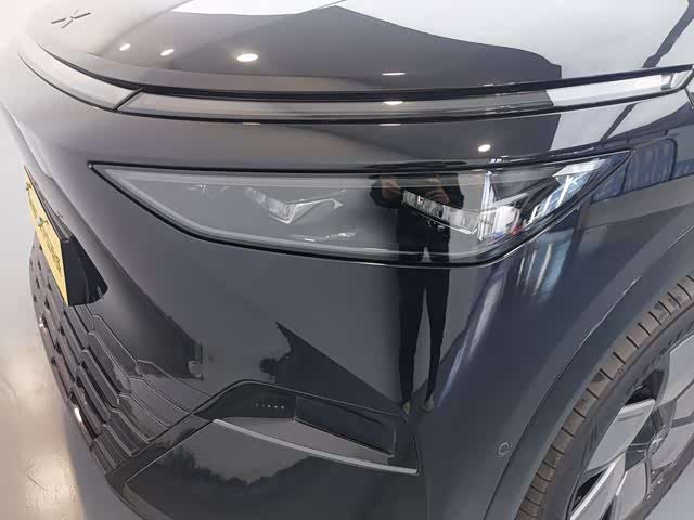Фото 12 - XPeng X9